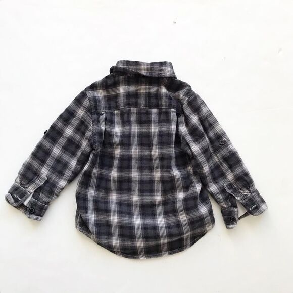 BABygap gray/white plaid faux undershirt thick button down shirt VGUC 3T - Picture 6 of 6